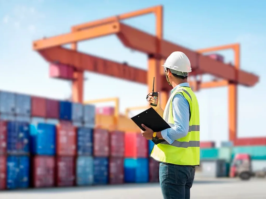 Carga consolidada y trámites en Aduanas Peru